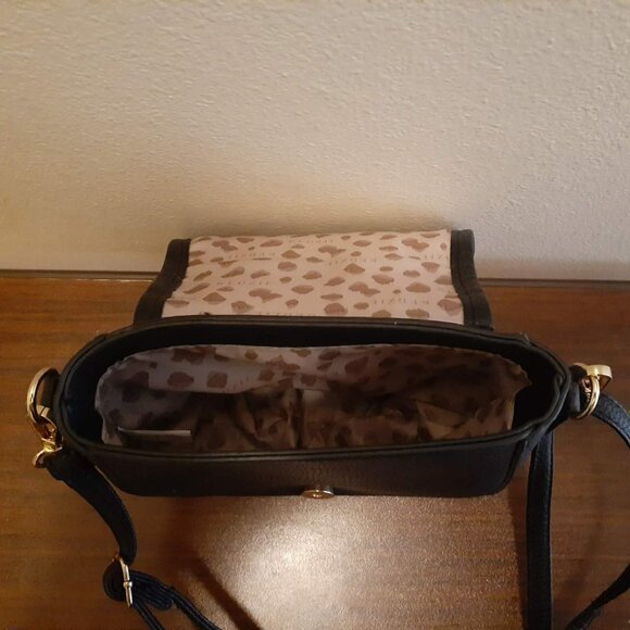 KEDZIE Crossbody Mini Messenger in Vegan Leather Faux Shearling Handbag - Picture 8 of 9